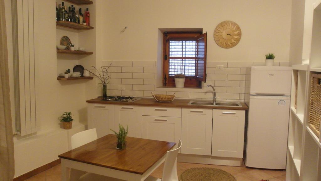 B&B La Piazzetta Palermo Bagian luar foto